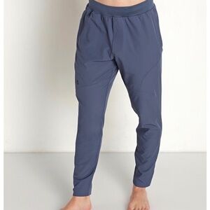 UNDER ARMOUR- Pants, New